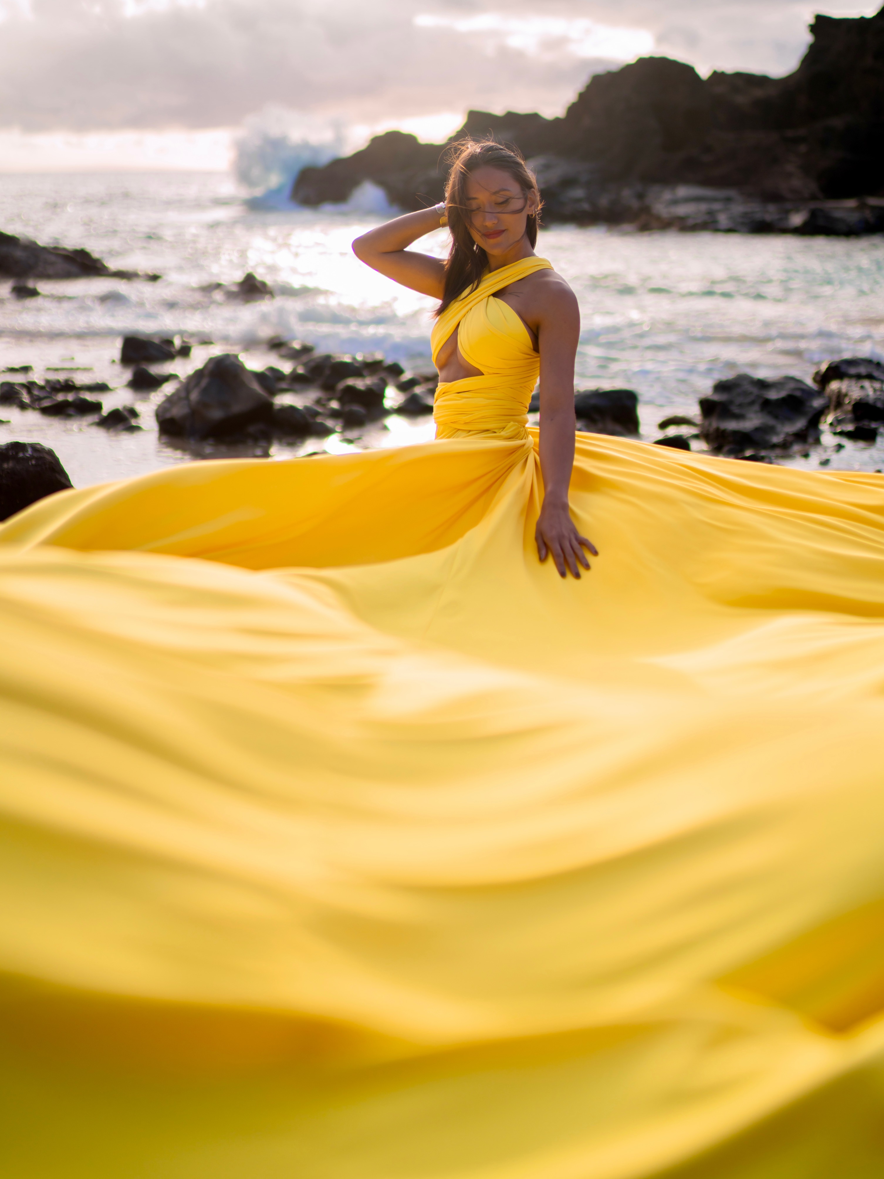 Yellow flying dress